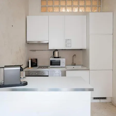 Arts At Missori Apartament